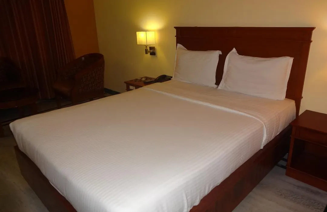 Hotel Grand Palace-1